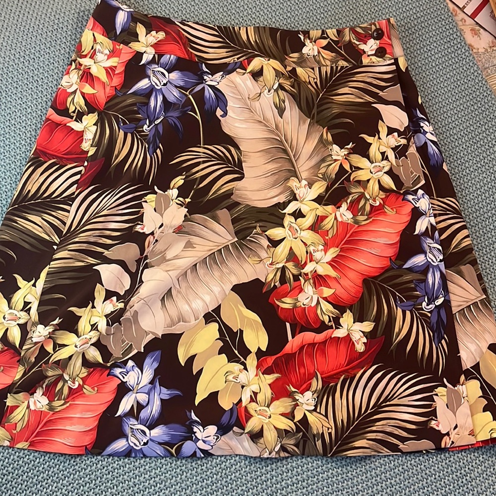 Tommy Bahama Black Floral A-Line Skirt with Red, Blue and Yellow Accents